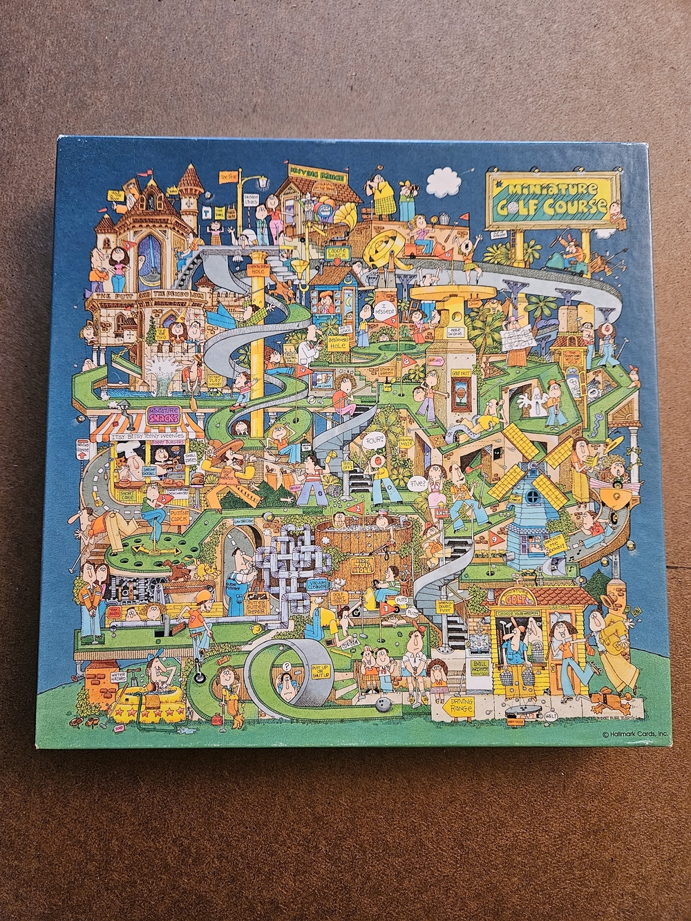 Springbok 500 Piece  Jigsaw Puzzle A short Round Of Golf PZL2205